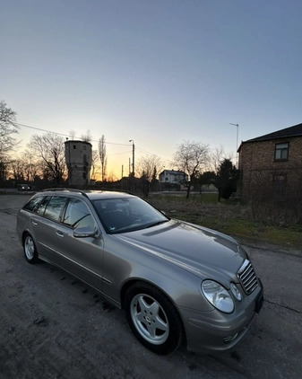 Mercedes-Benz Klasa E cena 21000 przebieg: 361000, rok produkcji 2007 z Lublin małe 232